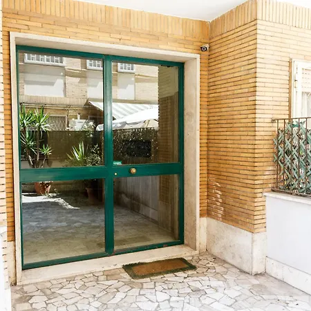 Maison Chic Cornelia - San Pietro Apartamento