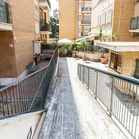 Maison Chic Cornelia - San Pietro Apartamento *