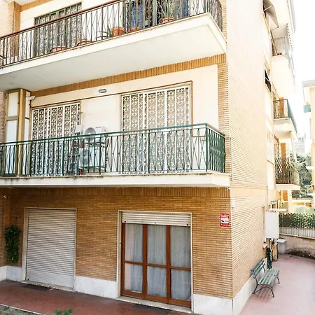 Maison Chic Cornelia - San Pietro ローマ