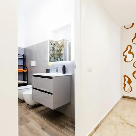 Maison Chic Cornelia - San Pietro Apartment *
