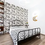 Apartment Maison Chic Cornelia - San Pietro