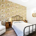 Apartment Maison Chic Cornelia - San Pietro Rom
